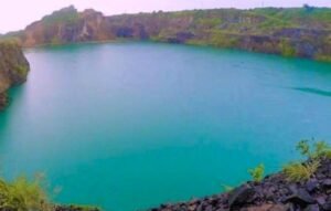 Danau Quarry, Sensasi Mengasikkan di Bogor