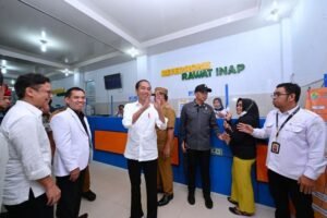 Presiden Jokowi Tinjau Fasilitas dan Layanan Kesehatan di RSUD Mokopido Tolitoli, Sejumlah Masyarakat Memberikan Masukan