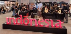 Produk Gitar Indonesia Unjuk Gigi di Pameran Internasional Sound Messe in Osaka 2024