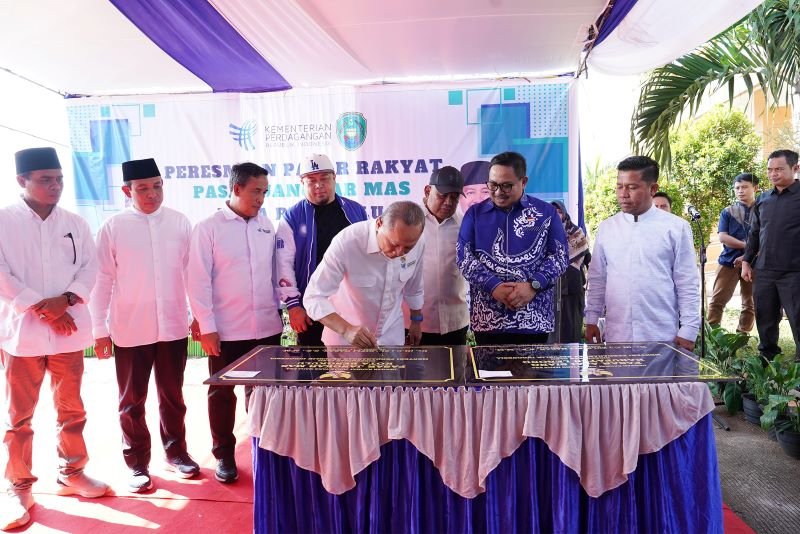 Mendag Zulkifli Meresmikan 2 Pasar Di Bengkulu