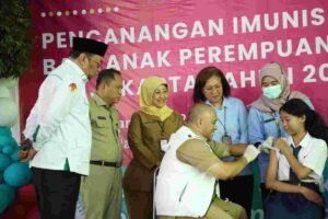 Pemprov DKI Canangkan Imunisasi Kejar HPV di SMPN 141 Jakarta