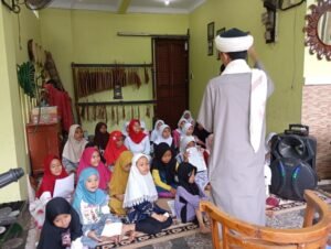 Pengajian Rutin Bagi Anak Kurang Mampu