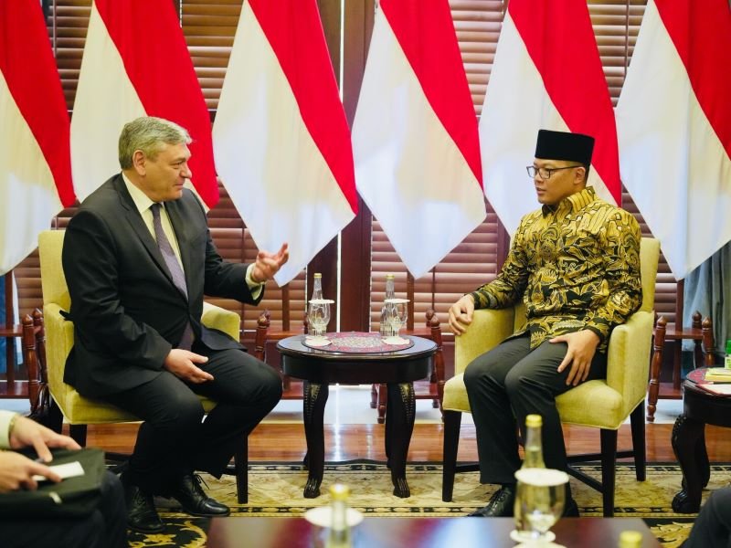 Menlu RI Menerima Kunjungan Deputi Menlu Rusia, bahas Peningkatan Kerja Sama Bilateral