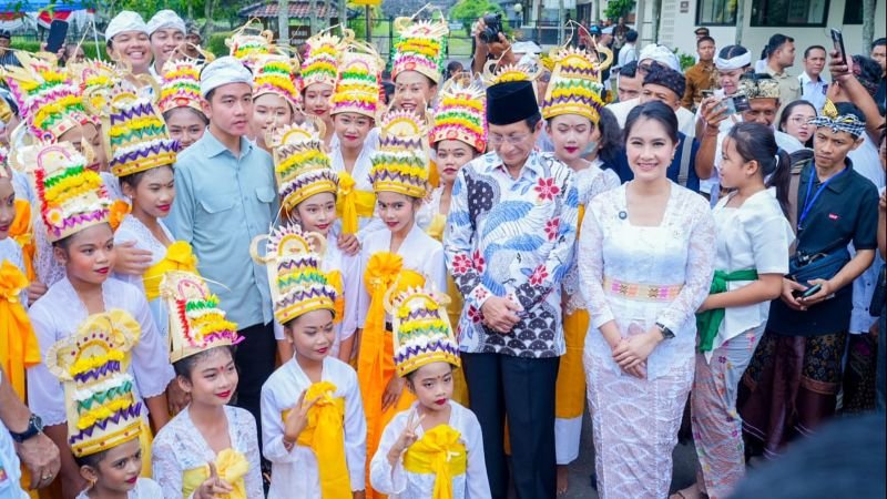 Menag Dampingi Wapres Hadiri Tawur Agung Kesanga di Prambanan