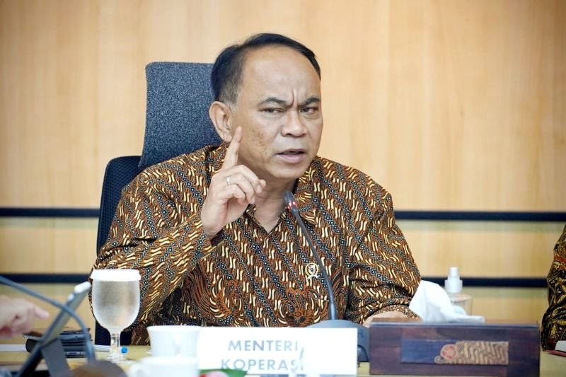 Menkop Budi Arie Optimistis, Kopdes Raup Keuntungan 1 Milyar
