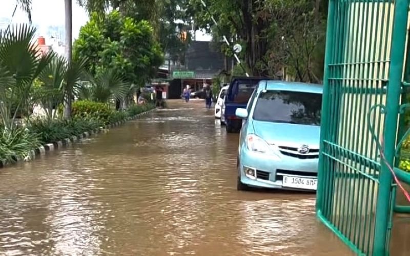 Banjir Melanda di Sejumlah Wilayah DKI, Warga Diminta Waspada