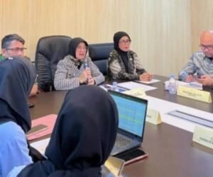 Rapat Diskusi Puskadaran di Kantor Daerah DPD Surabaya