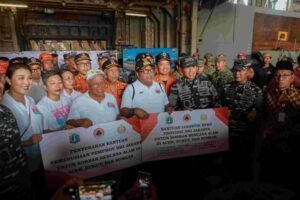 Wagub Rano Lepas Bantuan Kemanusiaan untuk Korban Bencana Sumatera