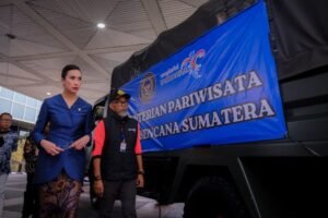 Kementerian Pariwisata Salurkan Bantuan bagi Korban Bencana Banjir di Wilayah Sumatra
