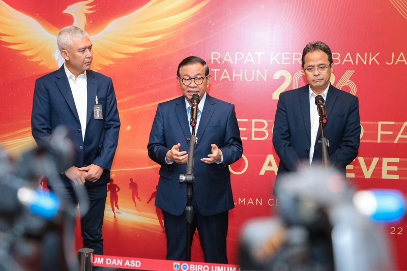 Gubernur Pramono Buka Rapat Kerja Bank Jakarta, Tekankan Profesionalisme dan Transparansi